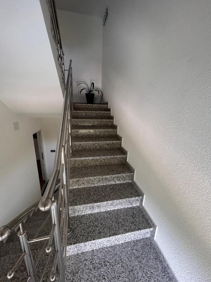 Apartmani Ana&Vesna Karlovac Ngoại thất bức ảnh