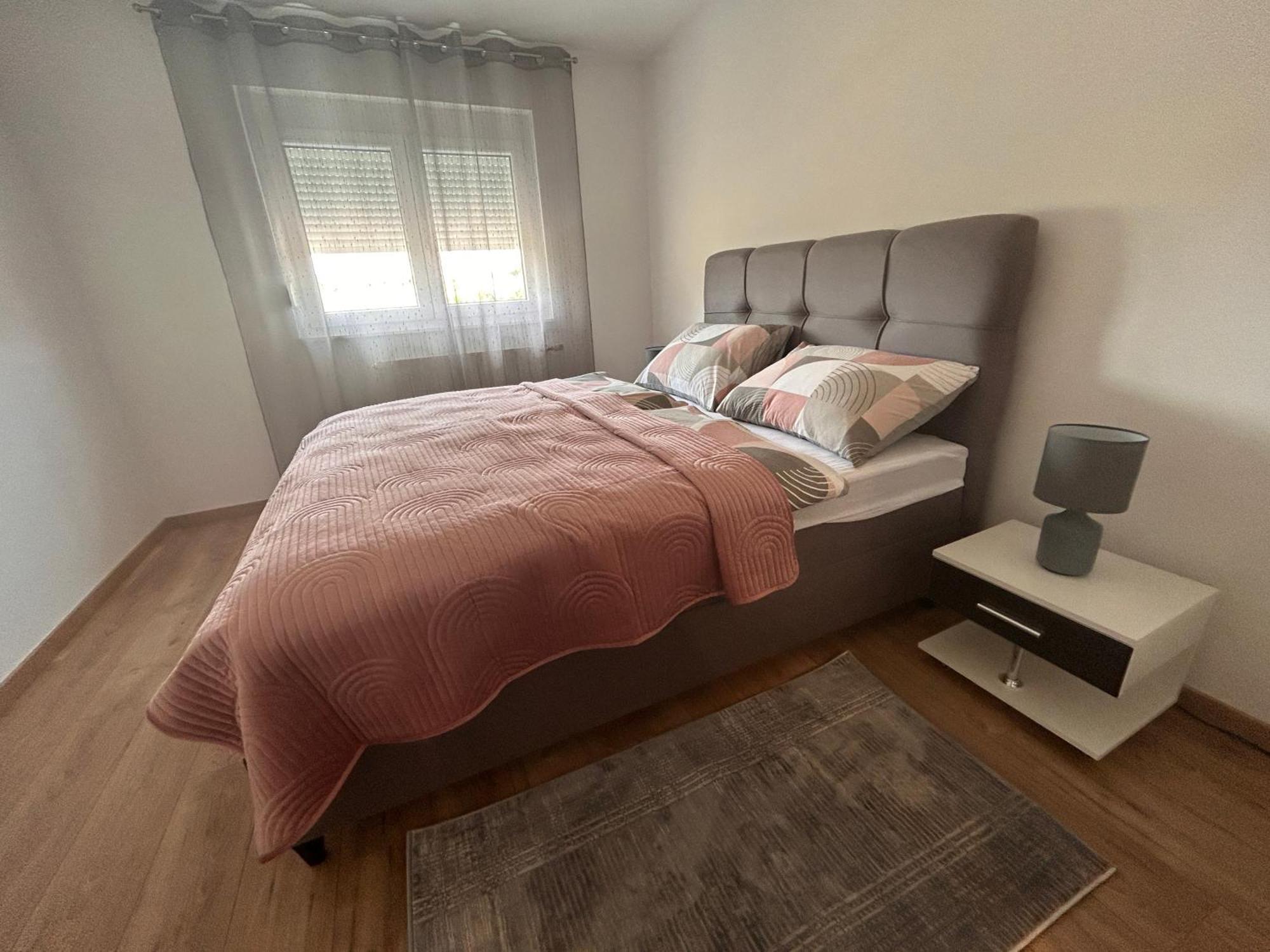 Apartmani Ana&Vesna Karlovac Ngoại thất bức ảnh